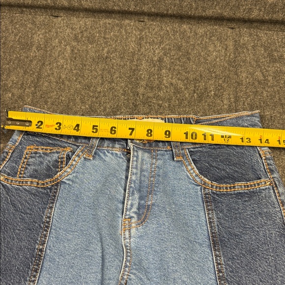 LoveGEN Women's Two-Tone Straight Leg Jeans - Picture 7 of 9